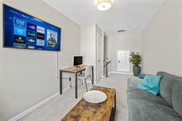 South End Bungalow - Image 4